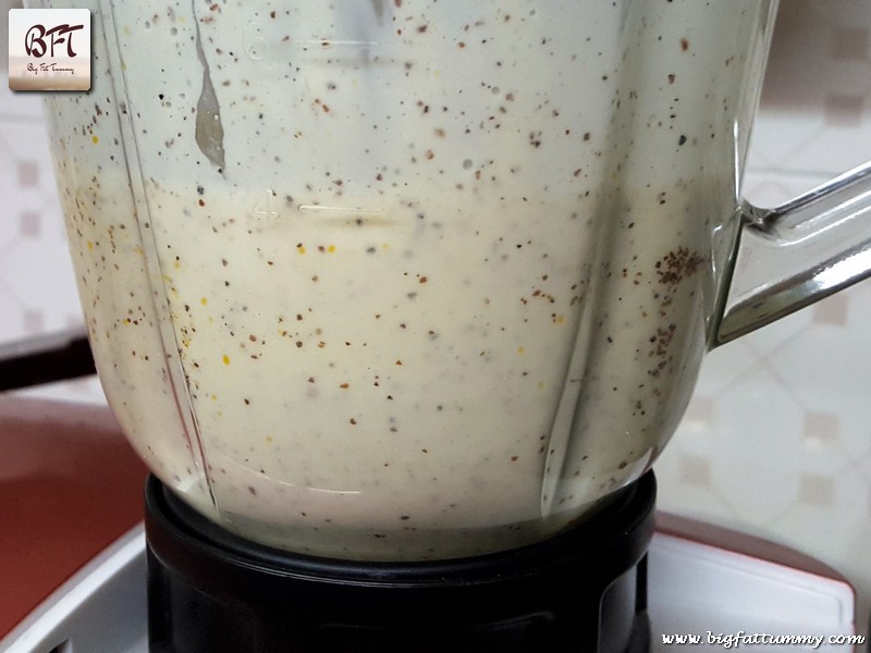 Preparation of Homemade Mayonnaise with Egg