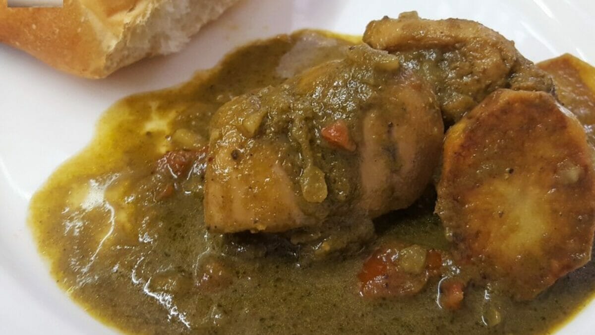 Green masala hot sale chicken curry