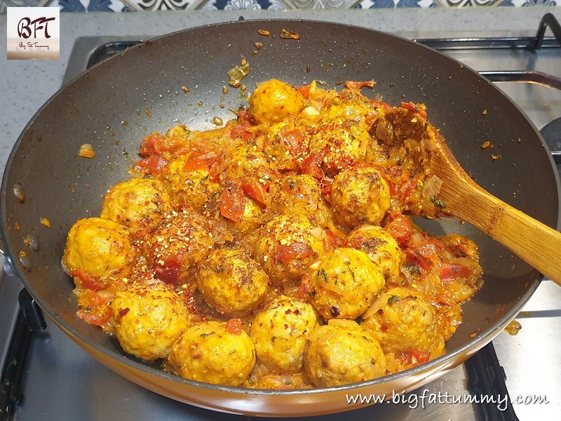 Making of Chicken Meatball Chilly Fry