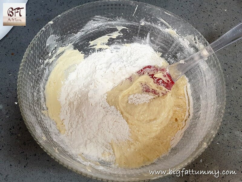 Making of Tutti Fruti / Tooti Frooti Muffins